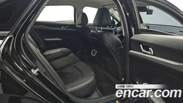 Kia K5 2023 — photo 16