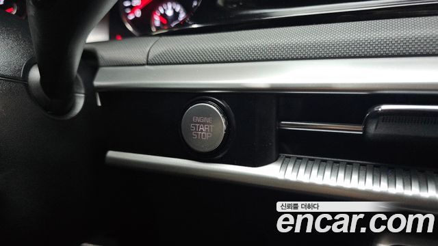 Kia K5 2023 — photo 27