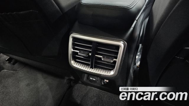Kia K5 2023 — photo 30