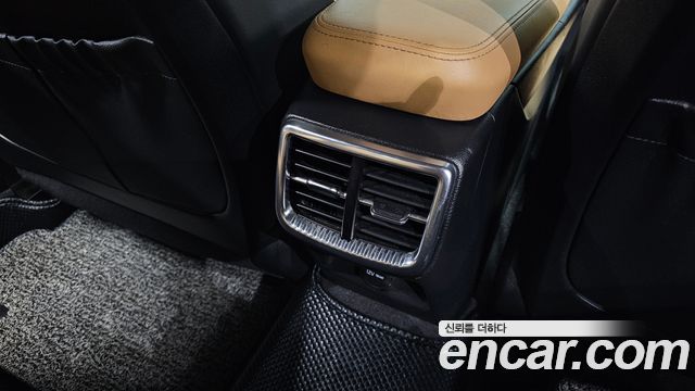 Kia K5 2020 — photo 30