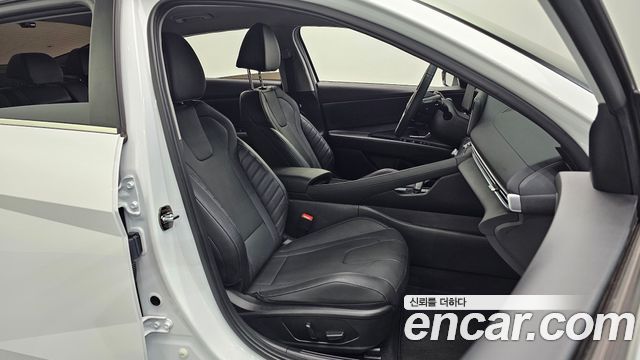 Hyundai AVANTE 2026 — photo 16