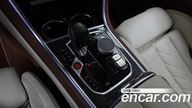 BMW M8 2021 — photo 12