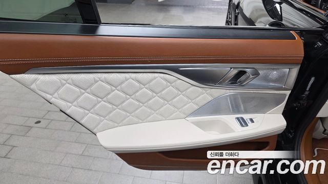BMW M8 2021 — photo 15