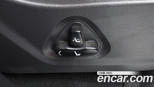 KG Mobility Rexton 2023 — photo 32