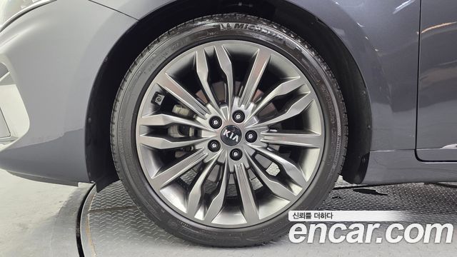 Kia K7 2020 — photo 5