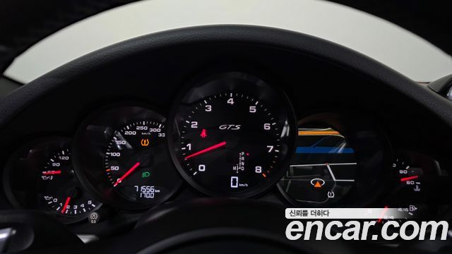 Porsche 911 2017 — photo 11