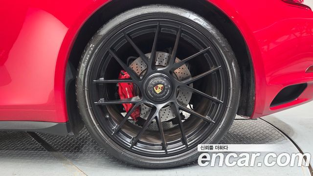 Porsche 911 2017 — photo 7