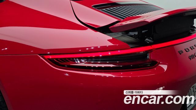 Porsche 911 2017 — photo 9