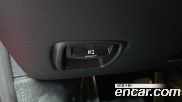 Porsche 911 2017 — photo 31