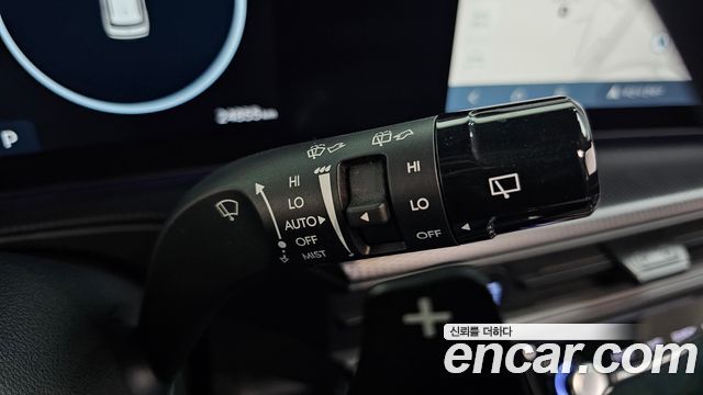 Hyundai Santafe 2024 — photo 25