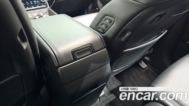 Hyundai Santafe 2024 — photo 29