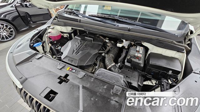 Kia Canival 2023 — photo 6