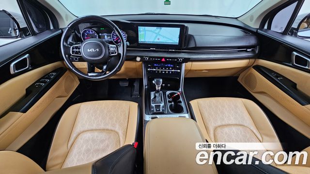 Kia Canival 2023 — photo 10
