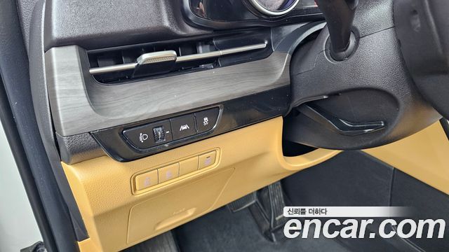 Kia Canival 2023 — photo 25