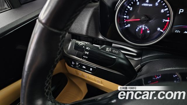 Kia Canival 2023 — photo 30