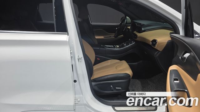 Hyundai Santafe 2021 — photo 11