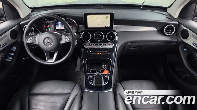 Mercedes-Benz GLC-Class 2019 — photo 10
