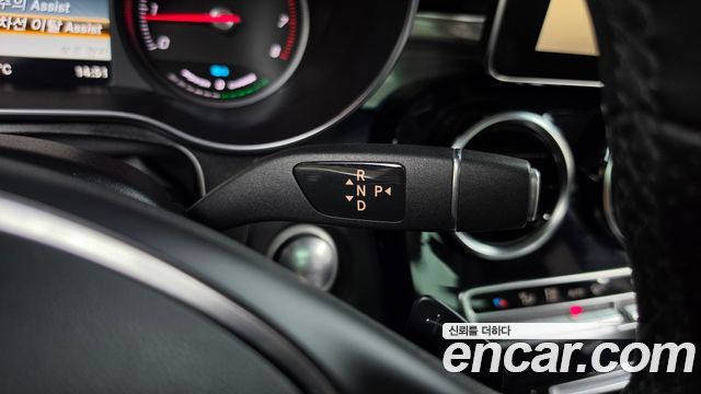 Mercedes-Benz GLC-Class 2019 — photo 12