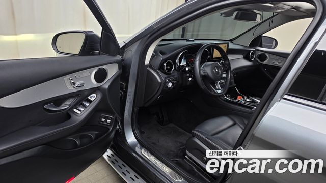 Mercedes-Benz GLC-Class 2019 — photo 13