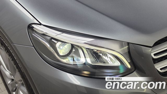 Mercedes-Benz GLC-Class 2019 — photo 8