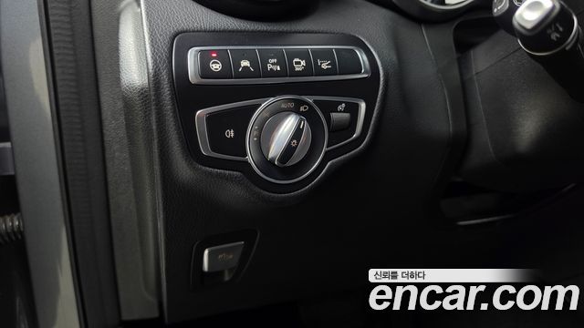 Mercedes-Benz GLC-Class 2019 — photo 28