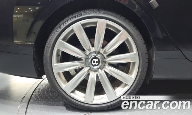 Bentley Flying Spur 2015 — photo 5
