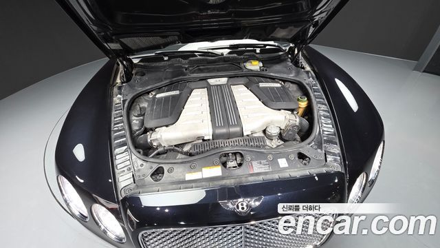 Bentley Flying Spur 2015 — photo 6