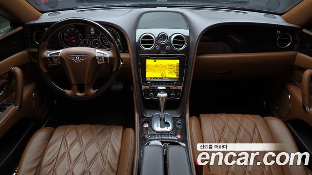 Bentley Flying Spur 2015 — photo 10