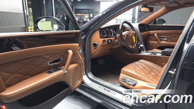 Bentley Flying Spur 2015 — photo 13