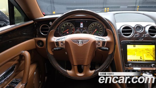 Bentley Flying Spur 2015 — photo 19