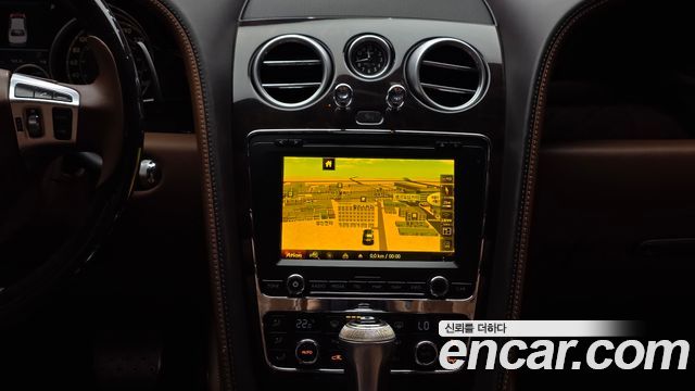 Bentley Flying Spur 2015 — photo 20