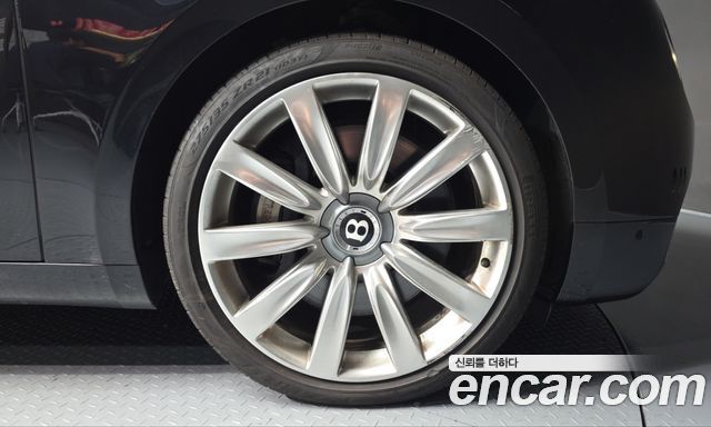 Bentley Flying Spur 2015 — photo 7