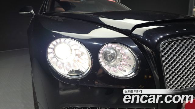 Bentley Flying Spur 2015 — photo 8