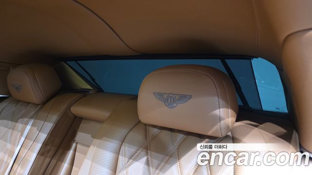 Bentley Flying Spur 2015 — photo 30