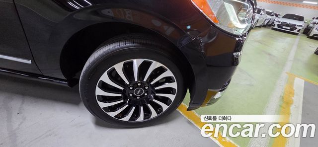 Lincoln Navigator 2022 — photo 20