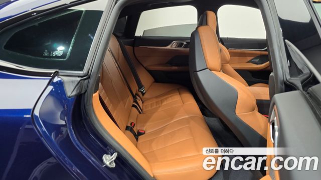 BMW i4 2022 — photo 17