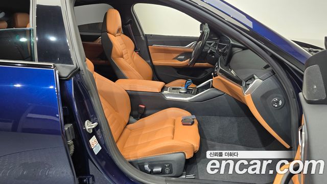 BMW i4 2022 — photo 16