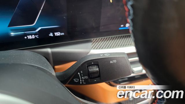 BMW i4 2022 — photo 27