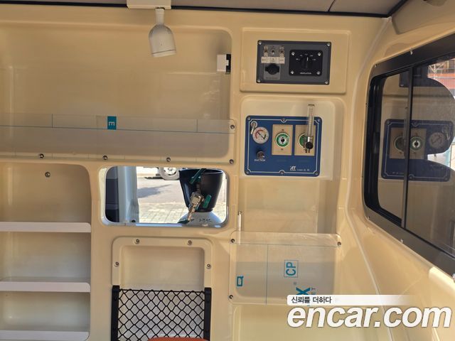 Hyundai Starex 2015 — photo 15