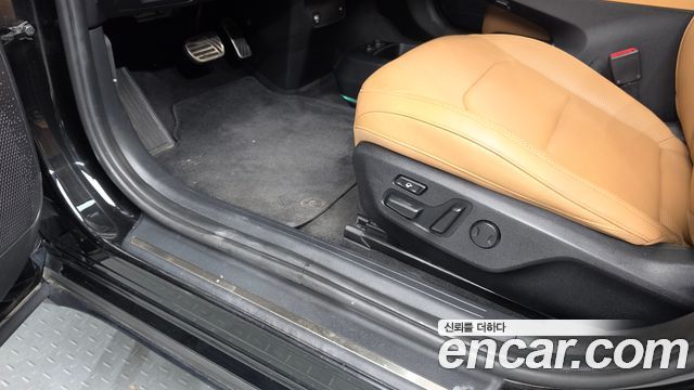 Kia EV6 2022 — photo 22