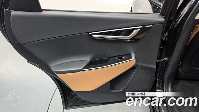 Kia EV6 2022 — photo 15
