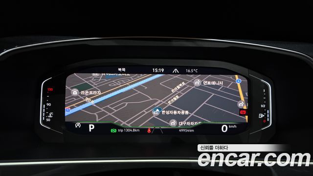 Volkswagen Tiguan 2021 — photo 8