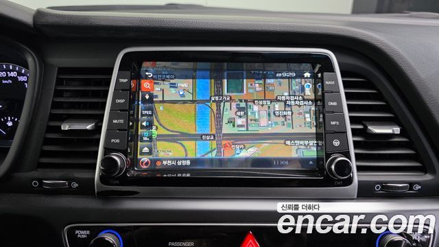 Hyundai Sonata 2019 — photo 16
