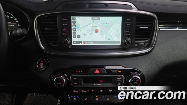 Kia Sorento 2019 — photo 18