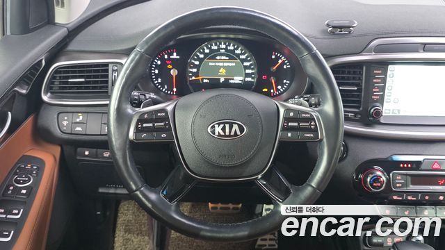 Kia Sorento 2019 — photo 19