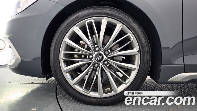 Hyundai Grandeur 2017 — photo 5