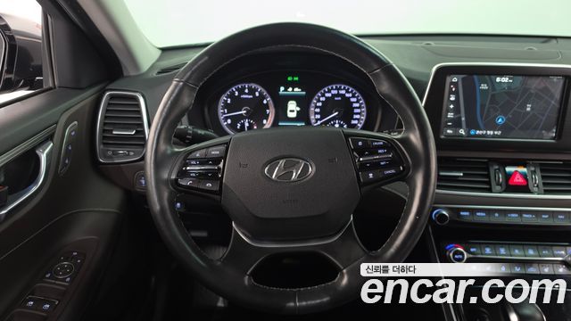Hyundai Grandeur 2017 — photo 18