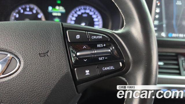 Hyundai Grandeur 2017 — photo 22