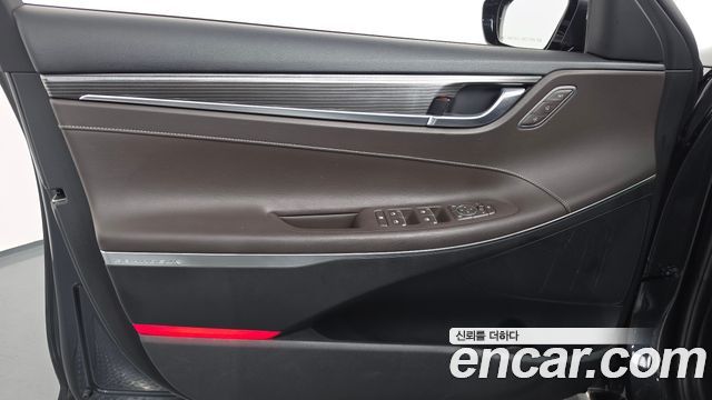 Hyundai Grandeur 2017 — photo 14