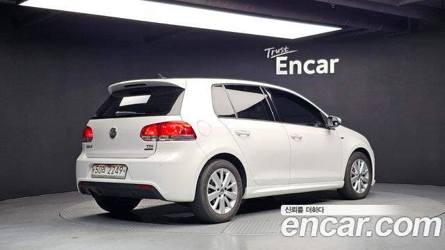 Volkswagen Golf 2013 — photo 2